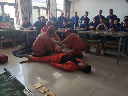 1655899265216102.jpeg °üÔúÓ¦¼±¼¼ÇÉÑÝÁ· ÈÎÐËÁÖÉã.jpg