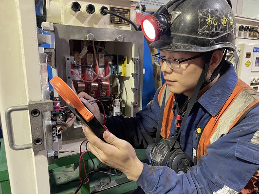 1656563433949175.jpeg Ƥ´ø»úÍ·¼ì½¨-×÷Õß¹ùÏþ¶°.jpg