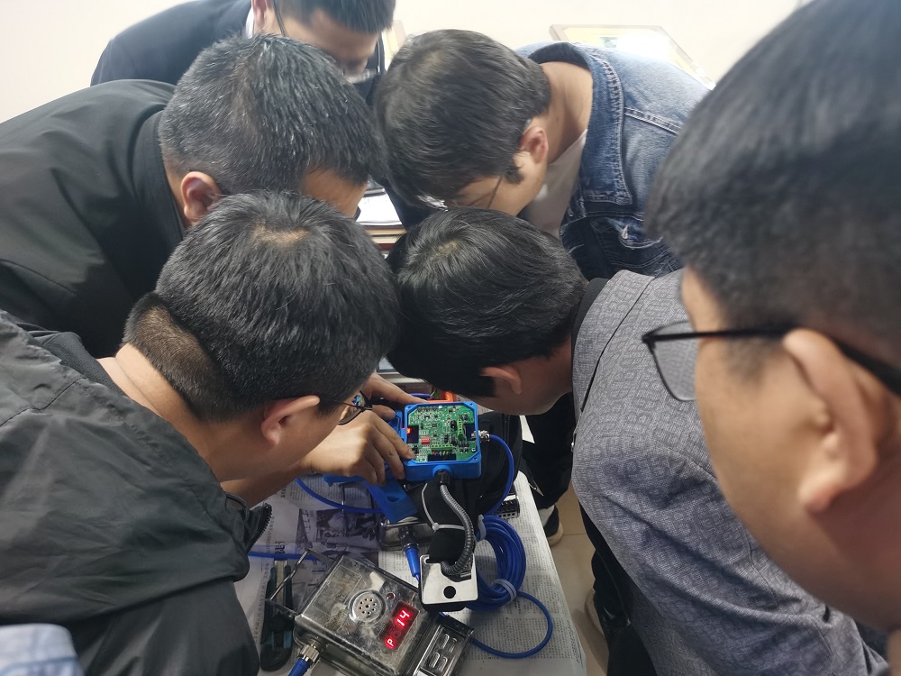 �ֳ�ʵ�ٽ��� ����.jpg