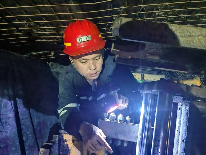 1701306639303929.jpeg 照片.jpg