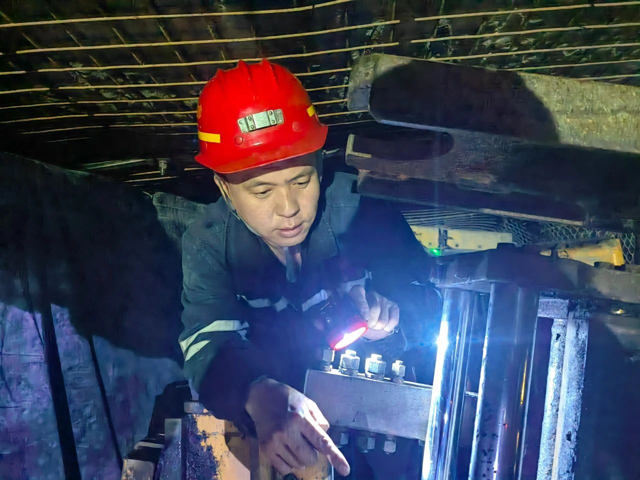 1729057534341949.jpeg 1.jpg