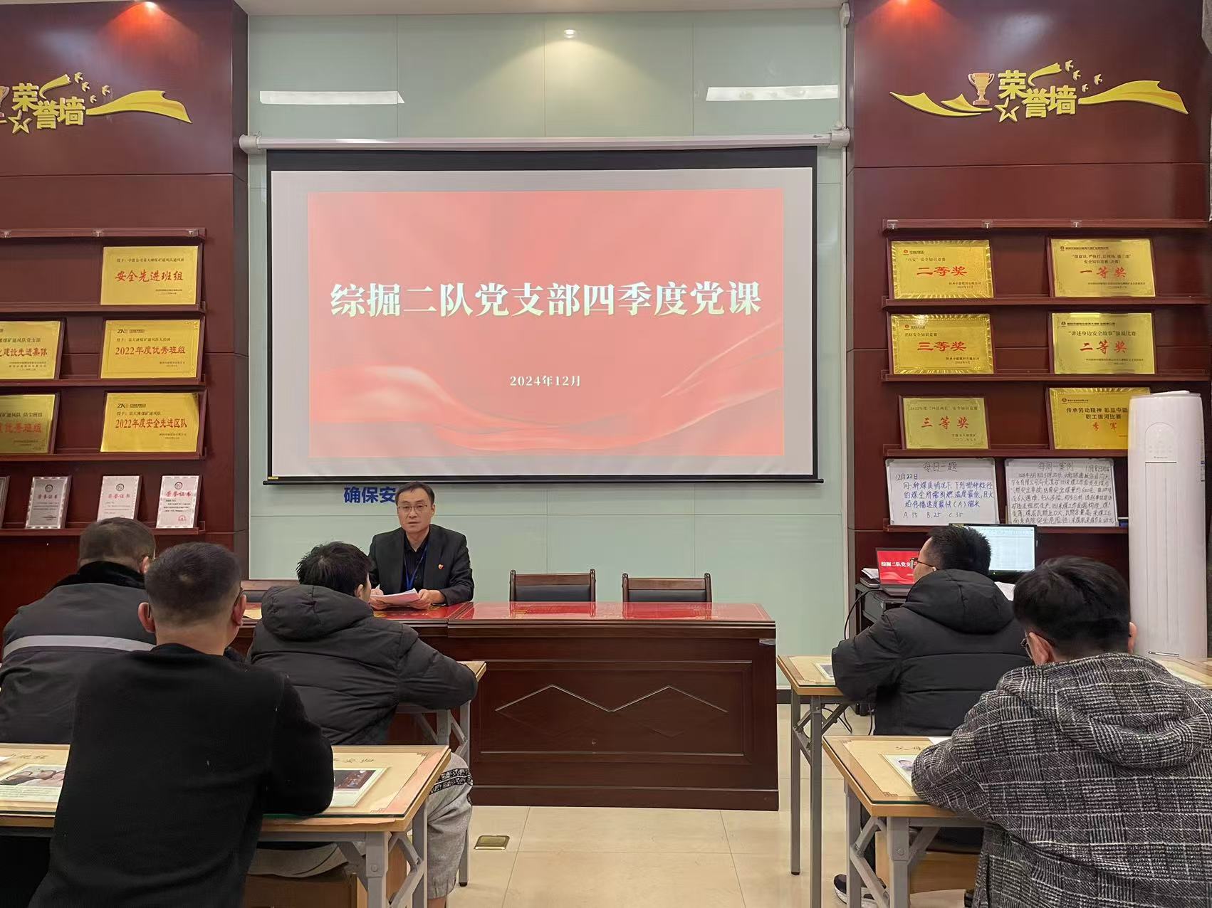 1735288883443043.jpeg 552fadae66aaa35d2aaf9d6a7307584.jpg