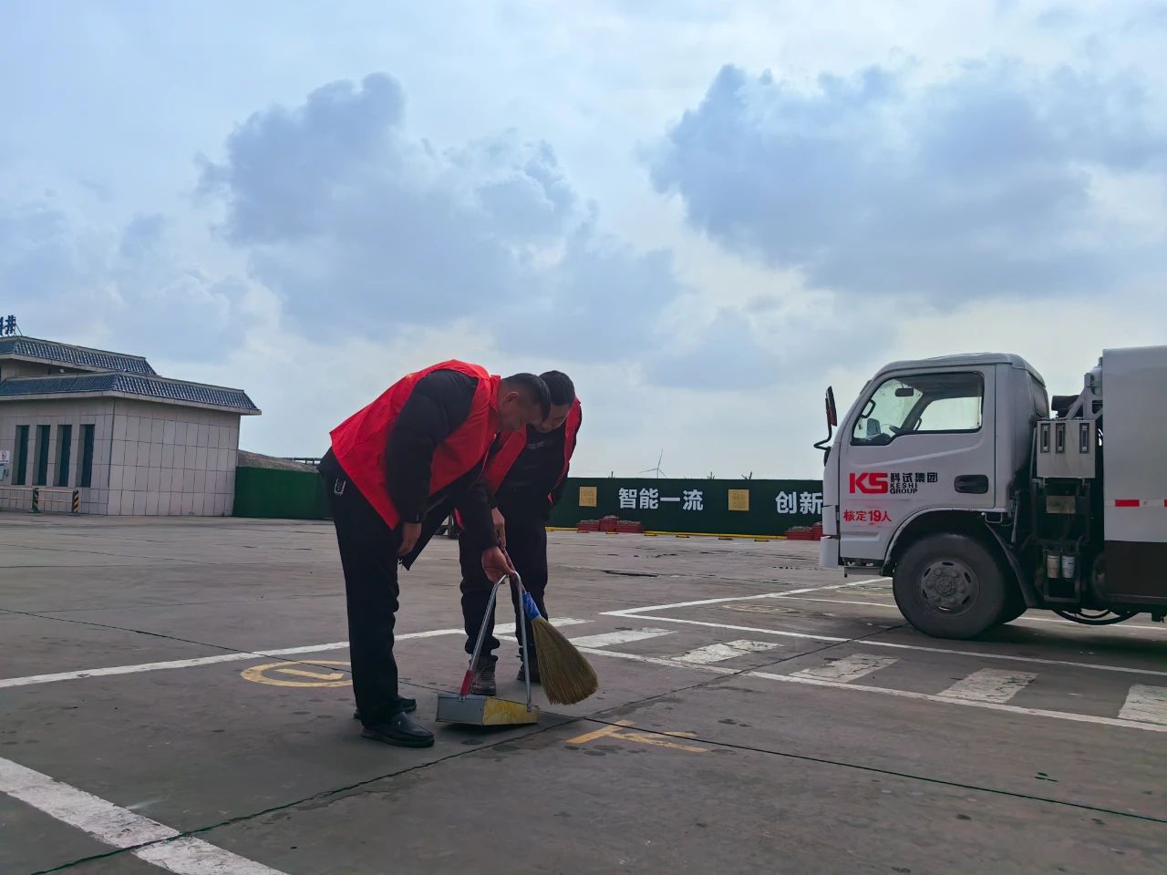 1741220915236433.jpeg 2.jpg