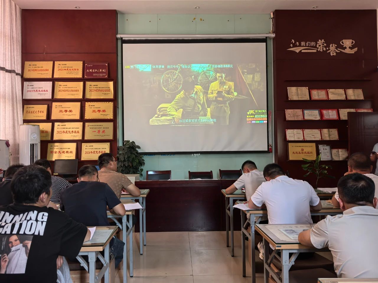 1755649933270111.jpeg 2.jpg