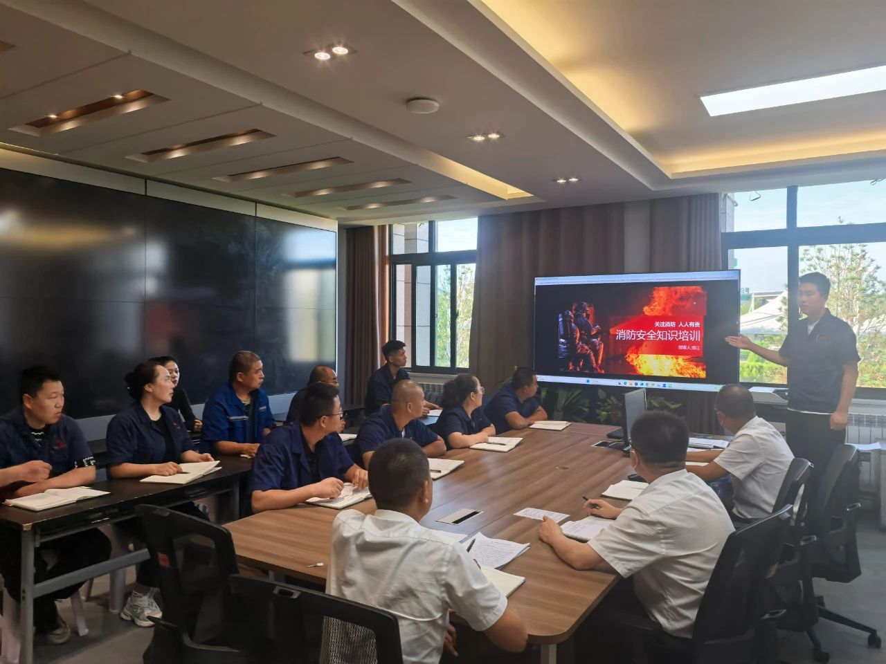 1755757786117629.jpeg 2.jpg