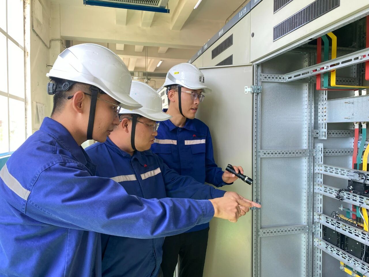 1757032483551482.jpeg 1.jpg