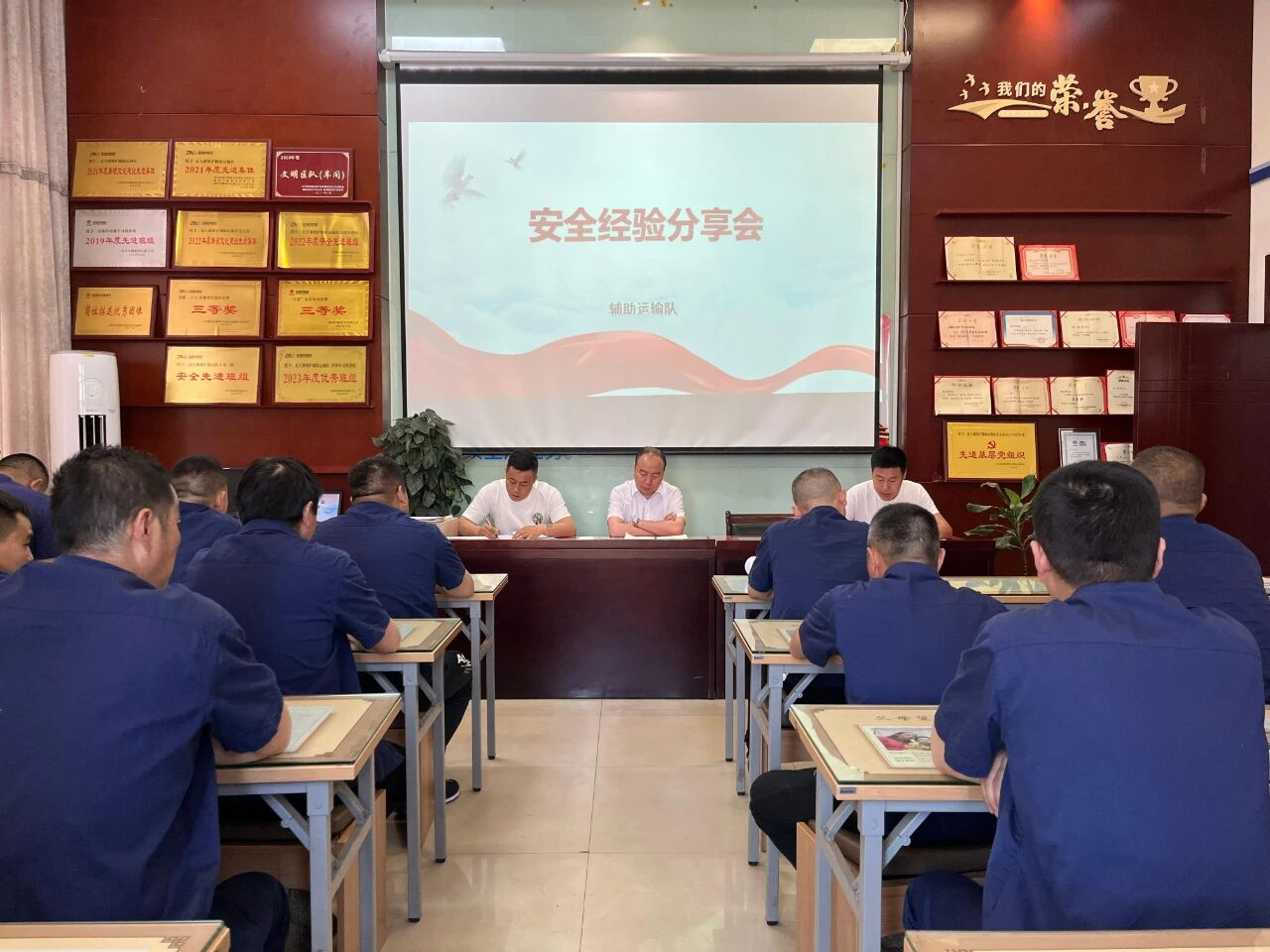 1757657874338843.jpeg 1.jpg