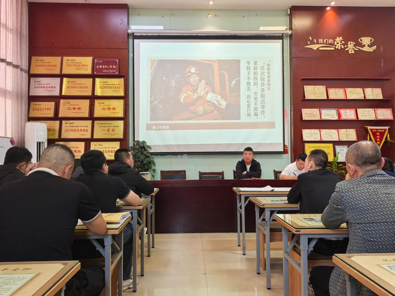 1758154973267706.jpeg 1.jpg