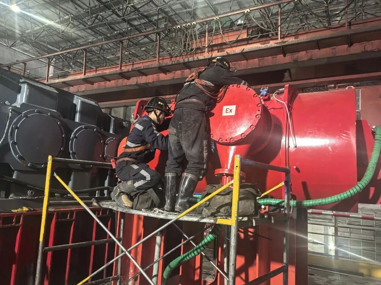 1760057210403750.jpeg 3.jpg