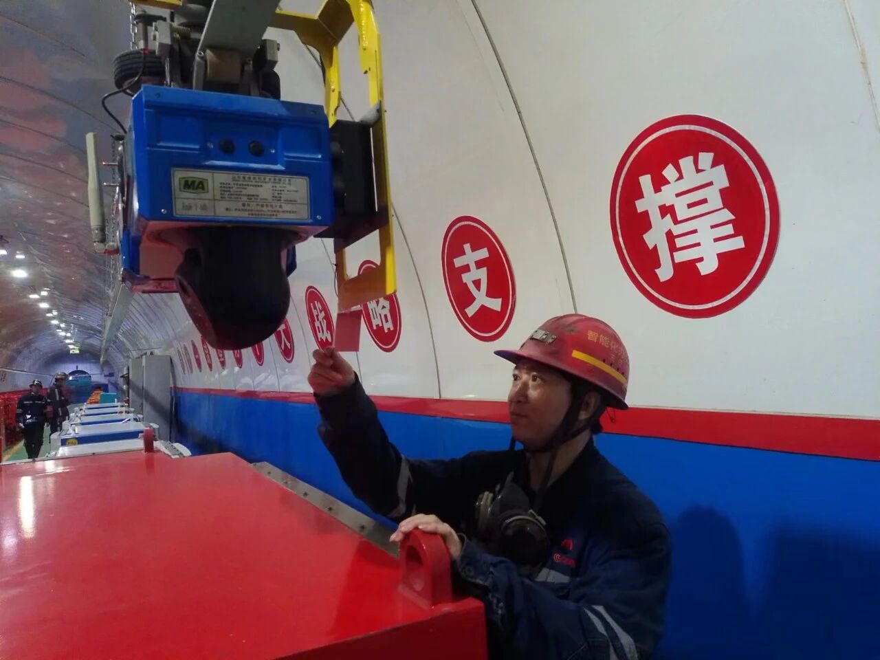 1763972030946743.jpeg 2.jpg