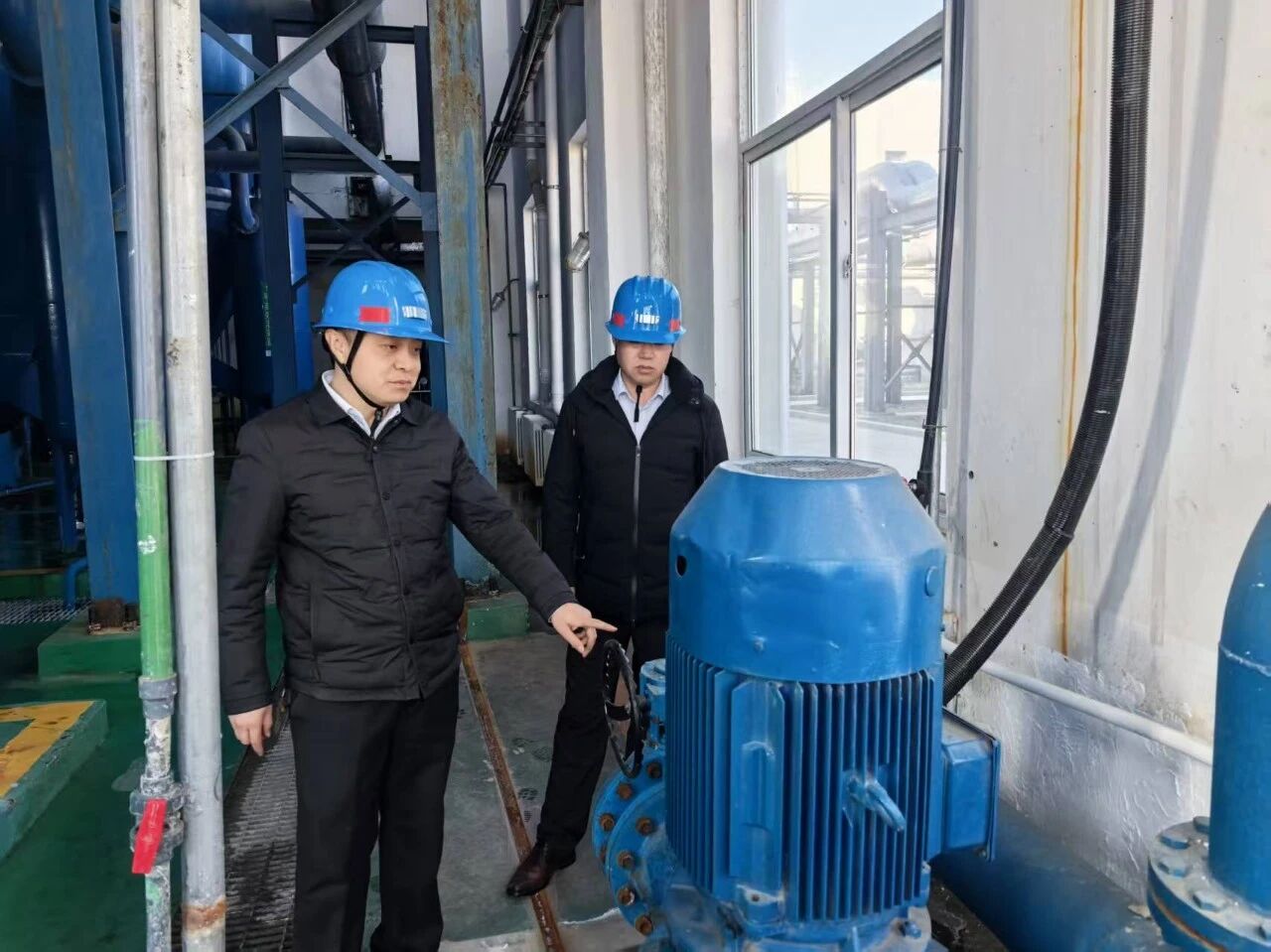 1764980471850474.jpeg 1.jpg