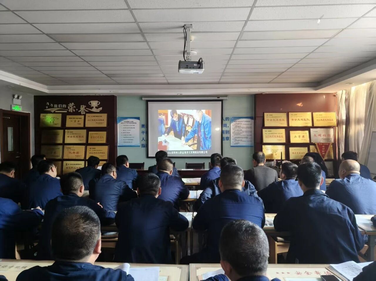 1765324726179583.jpeg 1.jpg