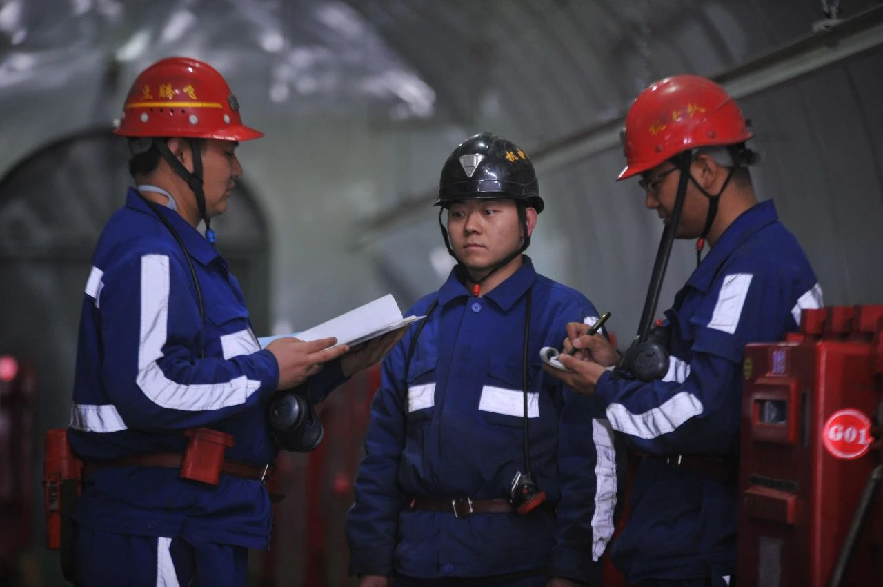 1766737565884844.png 1.png